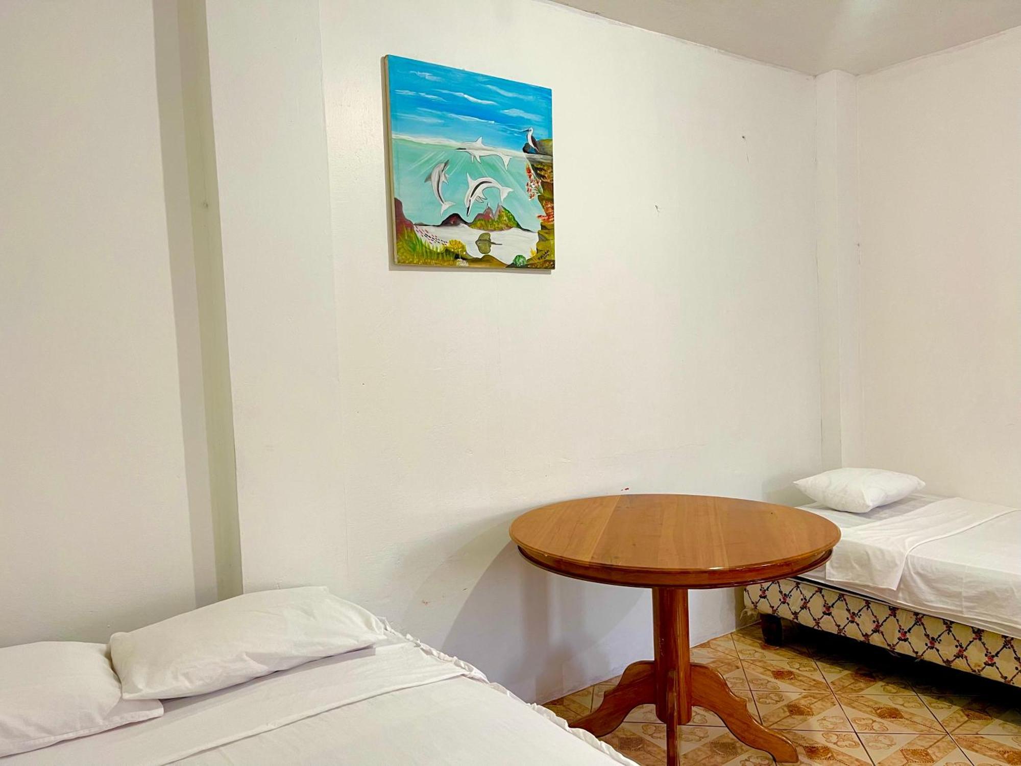Hostal Vista Al Mar Hotel Puerto Baquerizo Moreno Kültér fotó